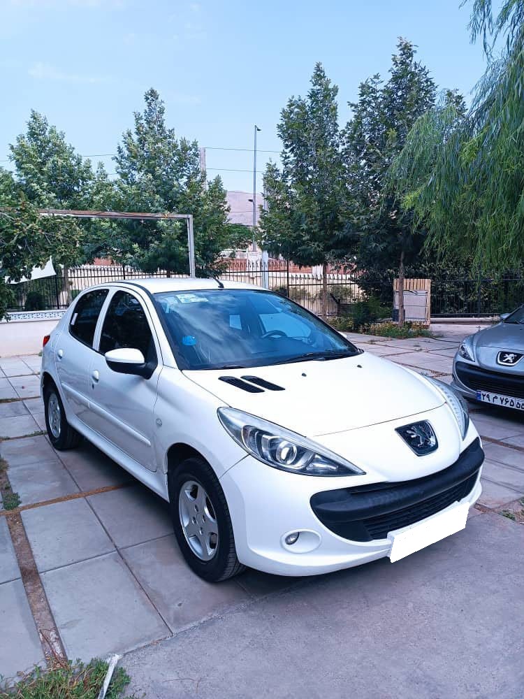 ایران خودرو 207